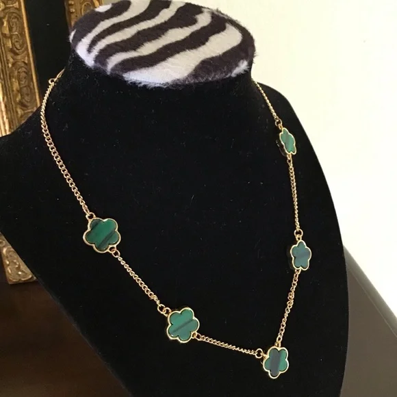 🎁 Clover leaf necklace bracelet set New - Picture 3 of 4